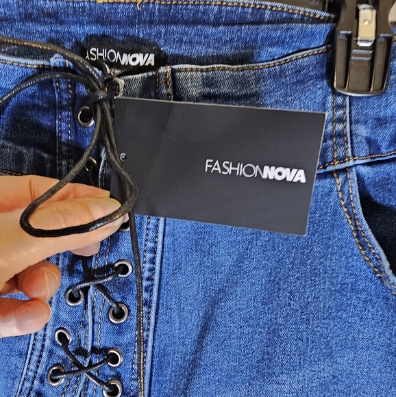 Fashion Nova 22W Crisscross Lace Up Jeans - Picture 5 of 10